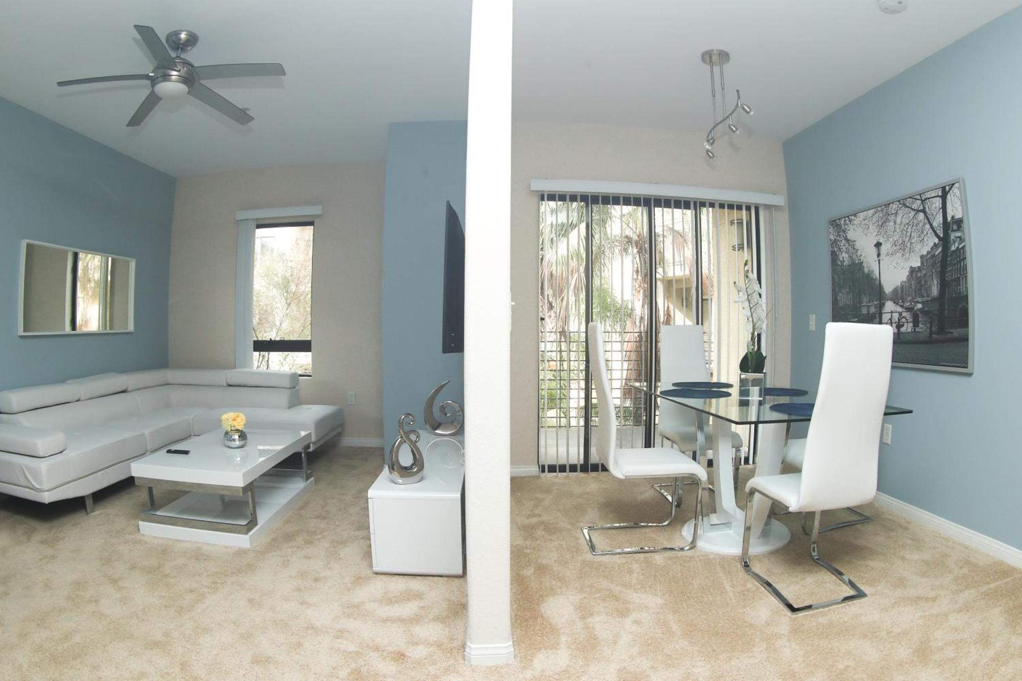 Amazing Apartments Near The Grove ロサンゼルス エクステリア 写真